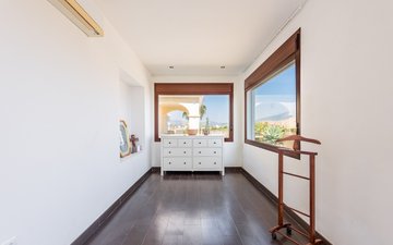 Property slide 17