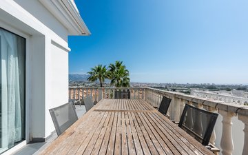 Property slide 22