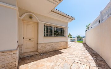 Property slide 28