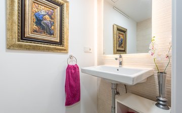 Property slide 20