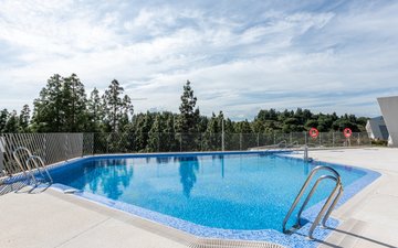 Property slide 22