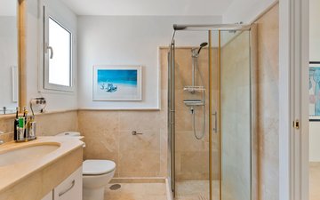 Property slide 21