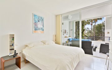 Property slide 10