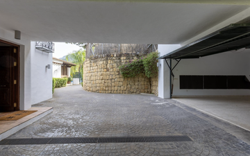 Property slide 7