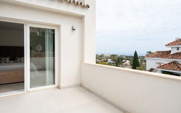 Property slide 18