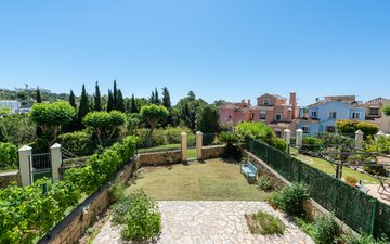 Property slide 22