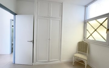 Property slide 21