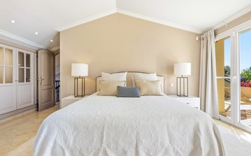 Property slide 39