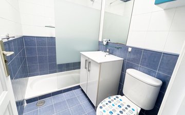 Property slide 25