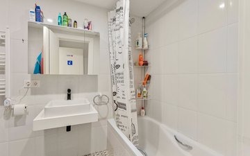 Property slide 15