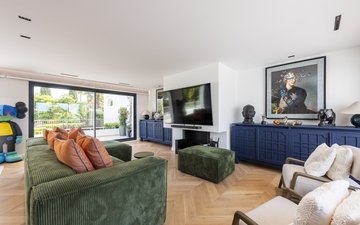 Property slide 10