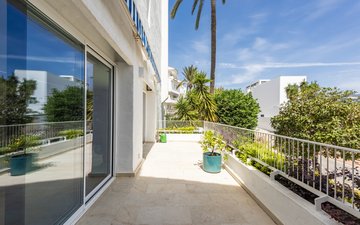 Property slide 14