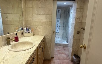 Property slide 10