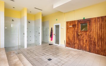 Property slide 25