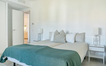 Property slide 35