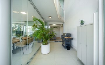 Property slide 18