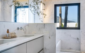 Property slide 42