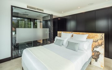 Property slide 20