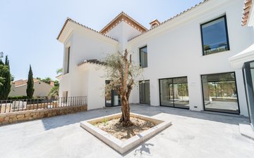 Property slide 10