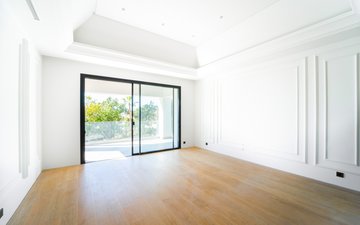 Property slide 22