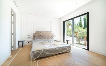 Property slide 17