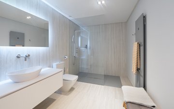 Property slide 32