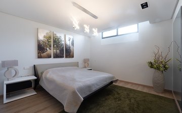 Property slide 31