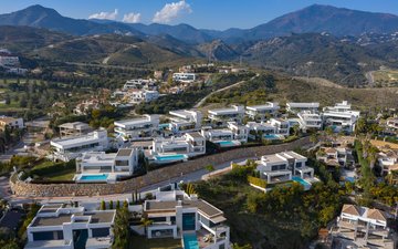 Property slide 17