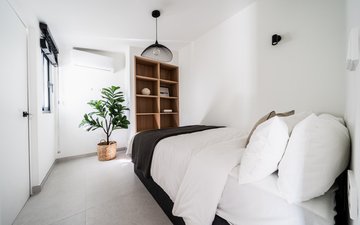 Property slide 20
