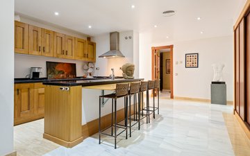 Property slide 21
