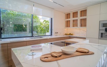 Property slide 19