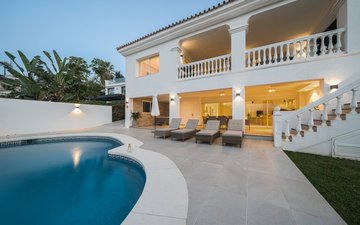 Property slide 20