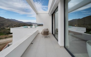 Property slide 33