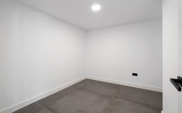 Property slide 46