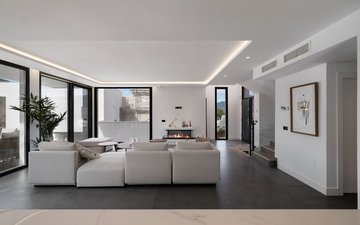 Property slide 10
