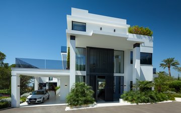 Property slide 15