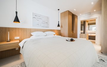 Property slide 16