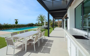 Property slide 17