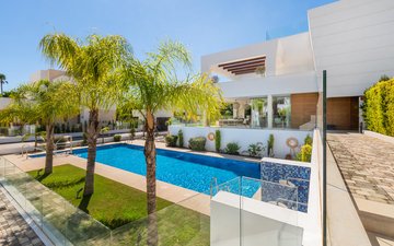 Property slide 10