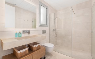 Property slide 20