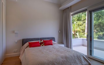 Property slide 25