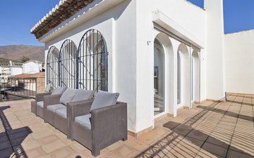 Property slide 14