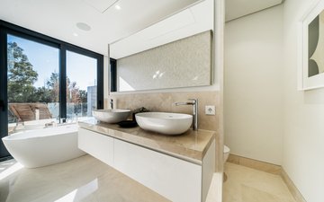 Property slide 25