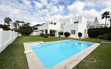 Property slide 10