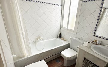 Property slide 25