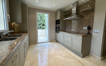 Property slide 16