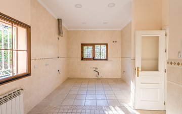 Property slide 16