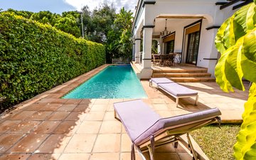 Property slide 18