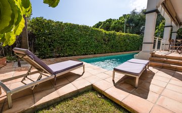 Property slide 17