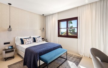 Property slide 18